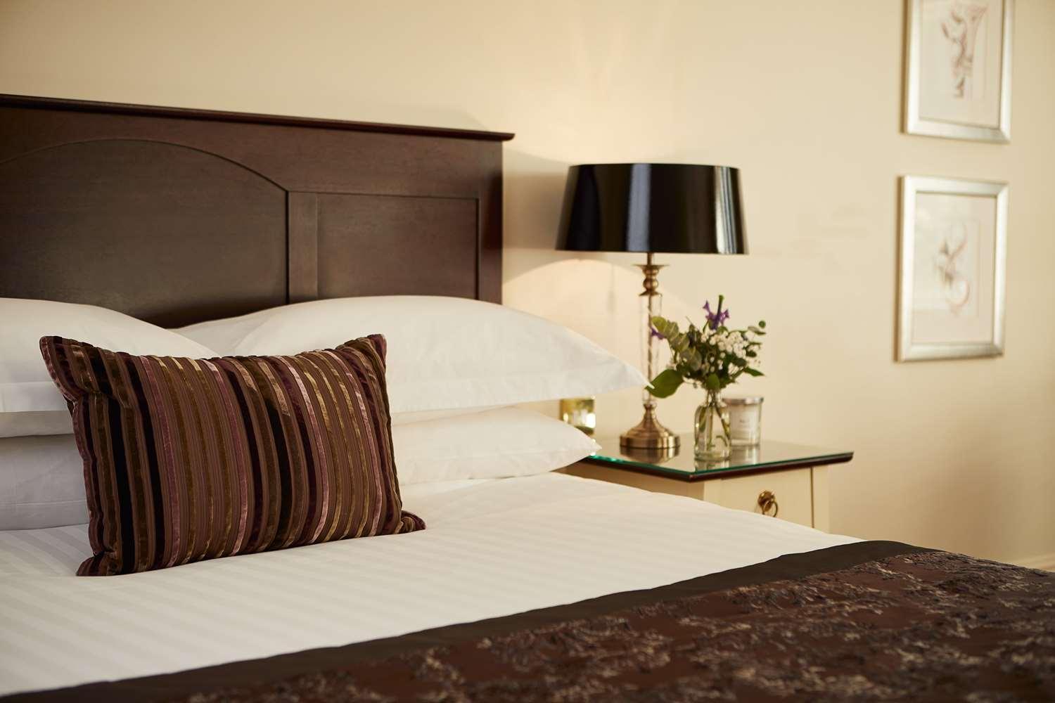 Macdonald Cardrona Hotel, Golf & Spa Peebles Exterior foto